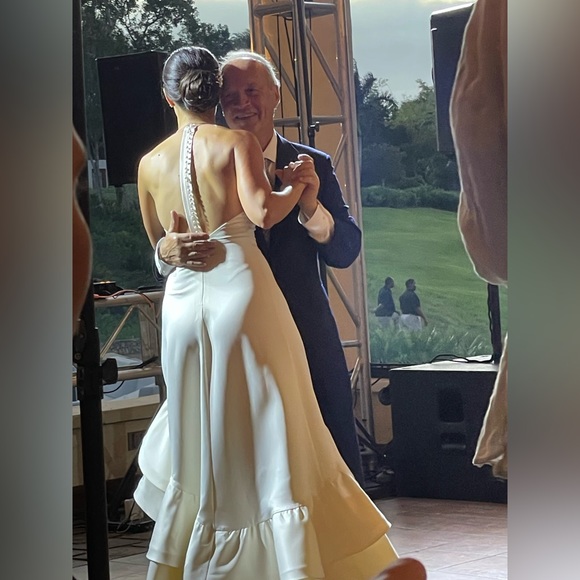 Bronx and Banco Paros Gown in white - Picture 5 of 7